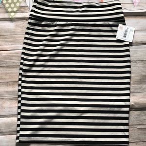 Lularoe Cassie Skirt